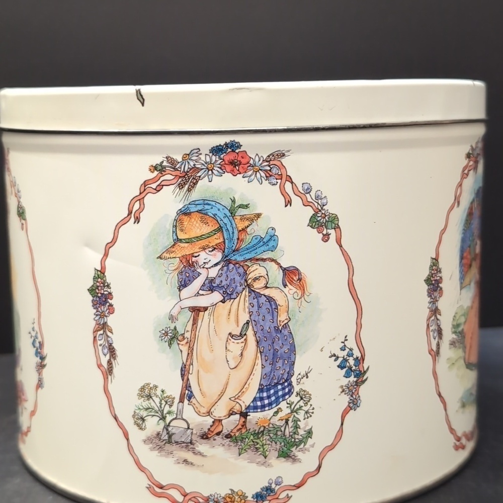 VGT,1980s Danish Butter Cookie Tin, Louise By Susy. - Picture 4 of 10